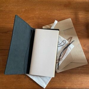 Traveler's Notebook cover black leather